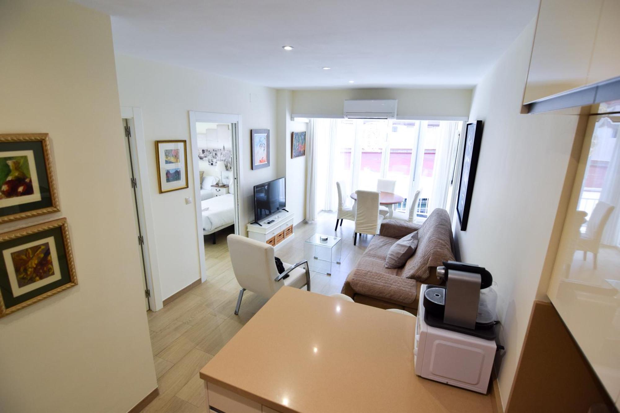 Malagueta Beachside Charm Lägenhet Málaga Exteriör bild