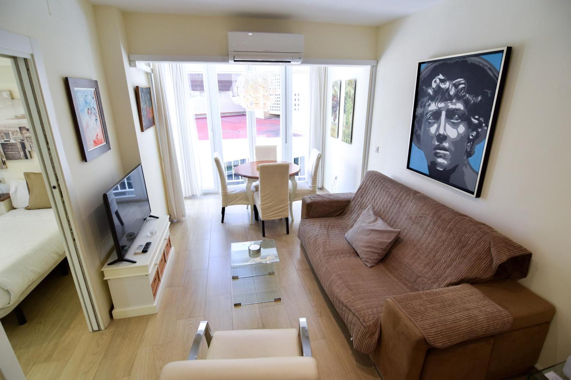 Malagueta Beachside Charm Lägenhet Málaga Exteriör bild