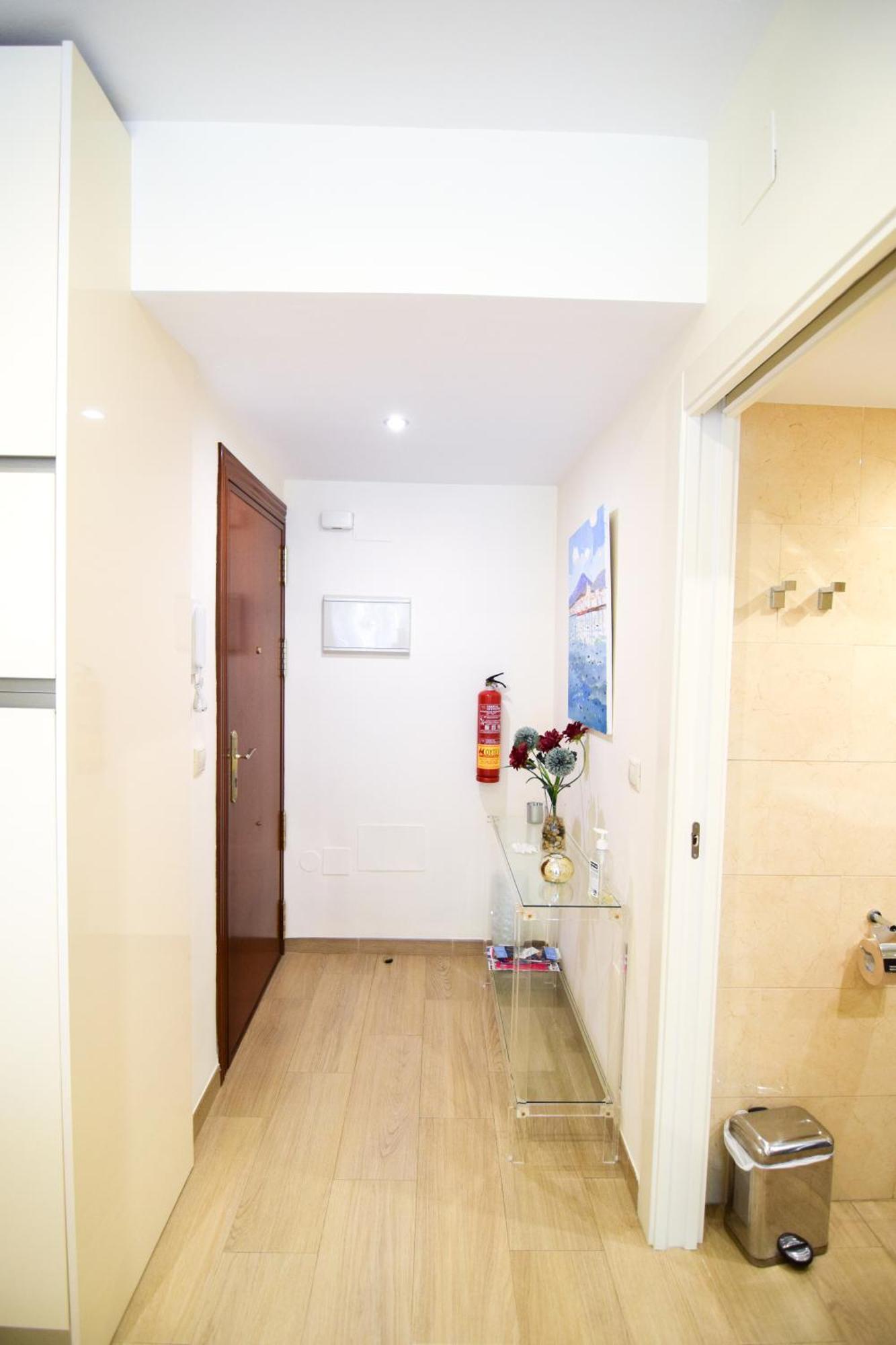 Malagueta Beachside Charm Lägenhet Málaga Exteriör bild