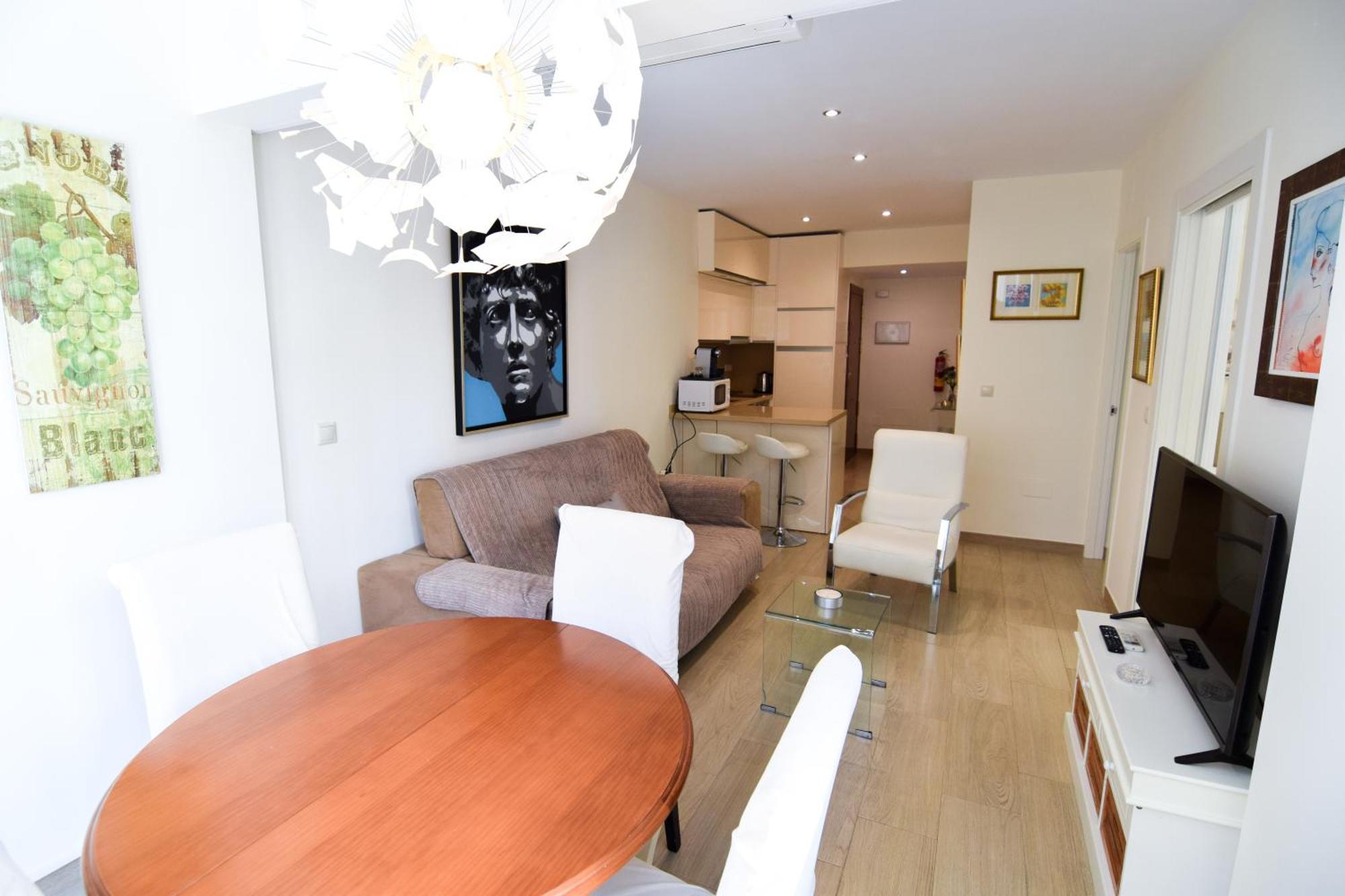 Malagueta Beachside Charm Lägenhet Málaga Exteriör bild