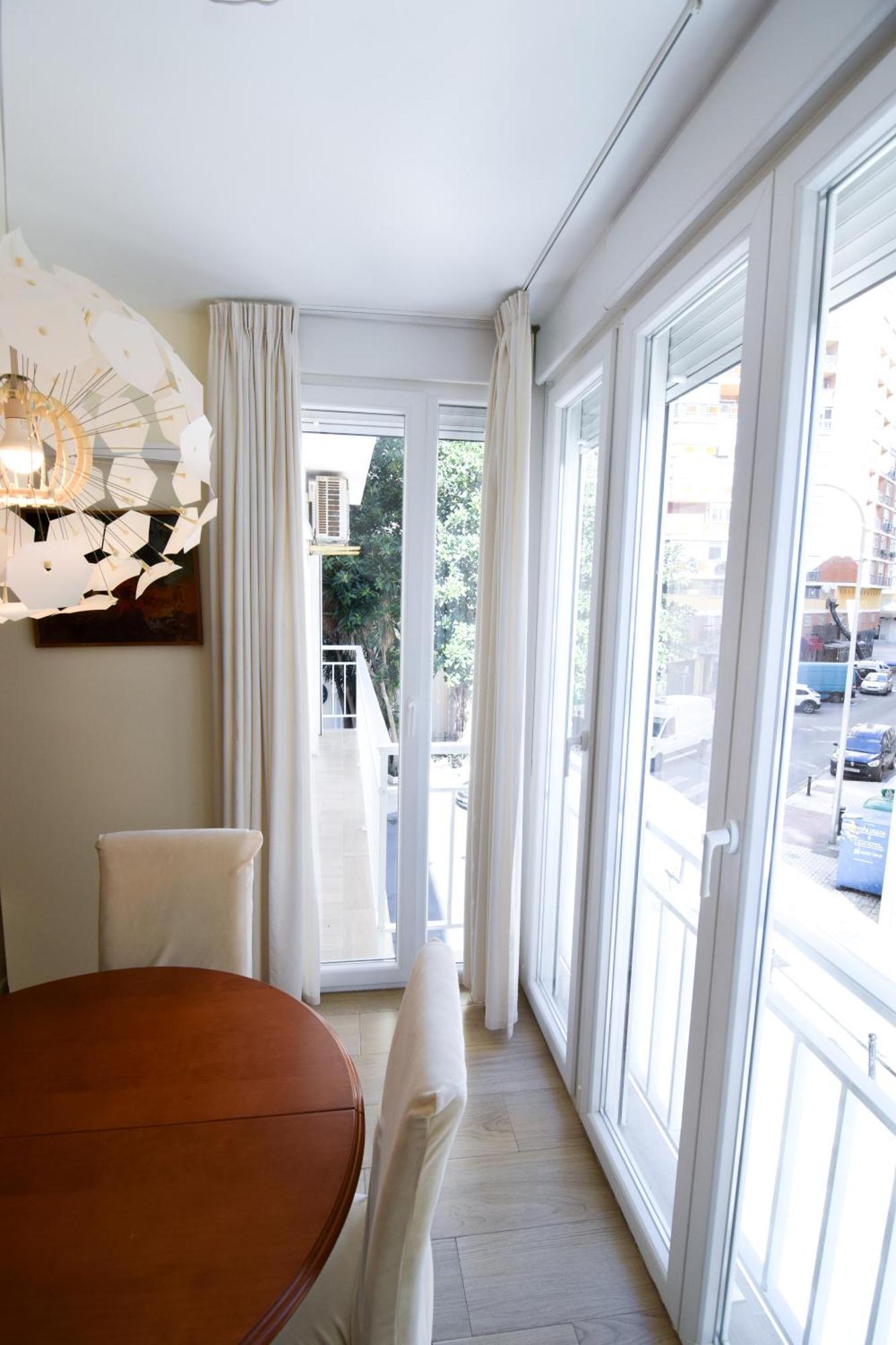 Malagueta Beachside Charm Lägenhet Málaga Exteriör bild